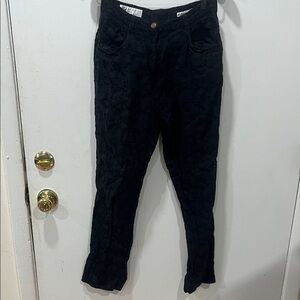 Women's Black Skinny Jeans with Subtle Floral Texture